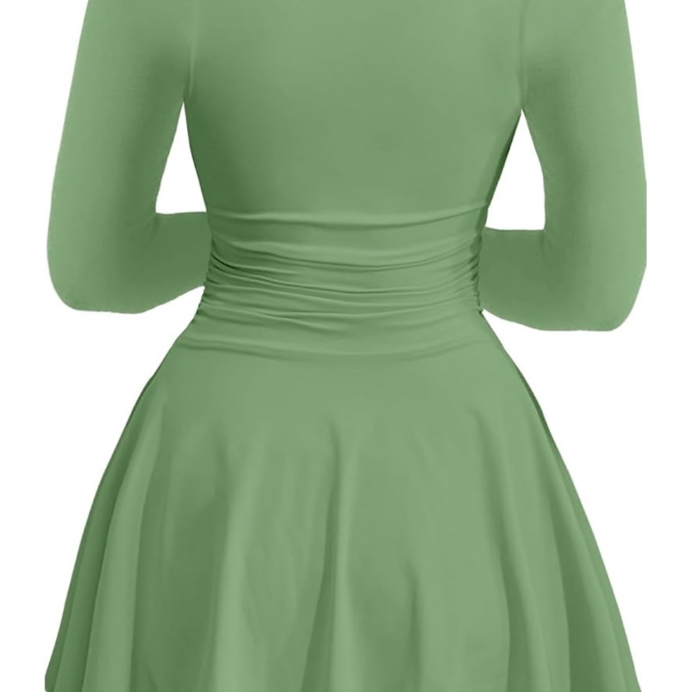 Green Long Sleeve Dress - Picture 2 of 3